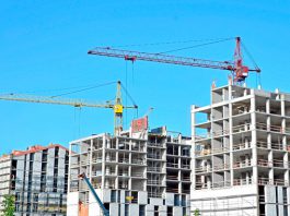 Los fondos huyen de las viviendas de alquiler por la inseguridad regulatoria y liquidan posiciones en España Funcas, pronostica bajadas del 20% en inversión construcción